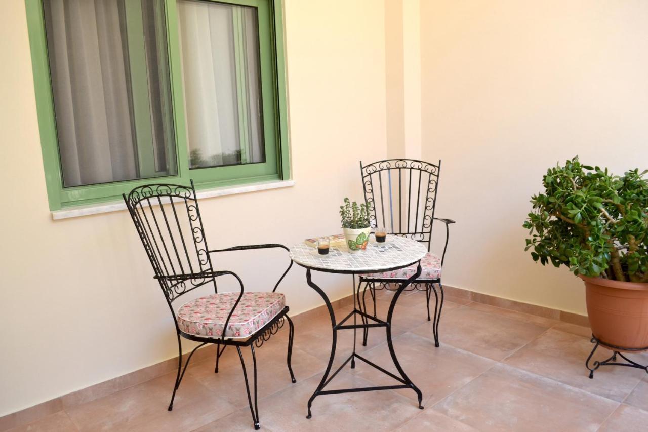 Yannis Guest House Aegina 외부 사진